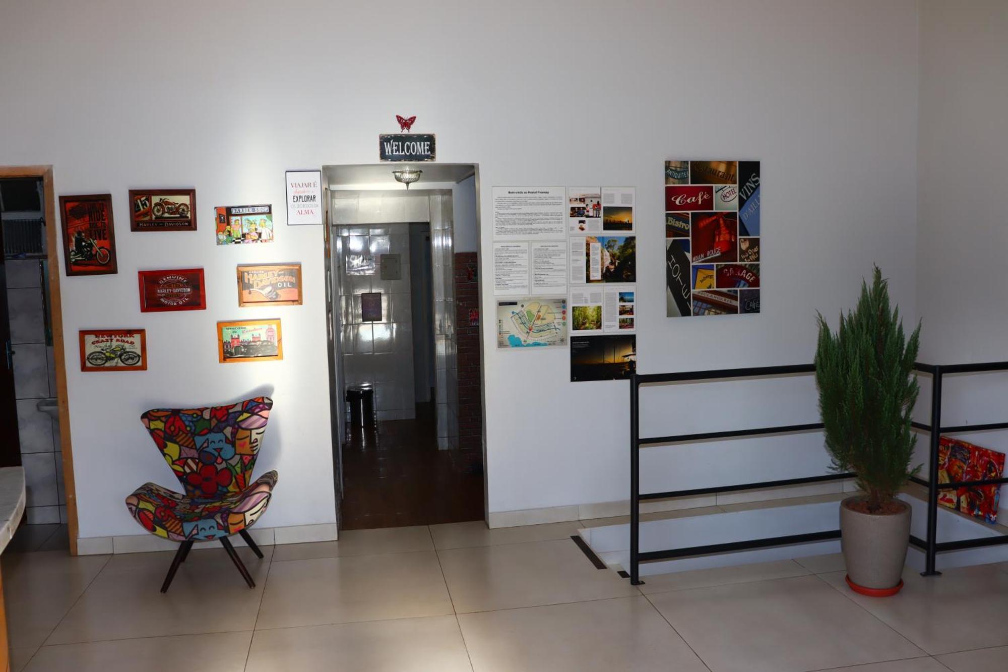 Hostel Freeway Brasilia Exterior foto